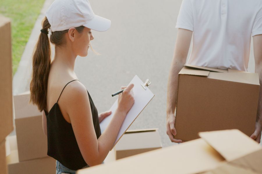 Auftrag bestätigen: Welche Angaben festgehalten werden sollten