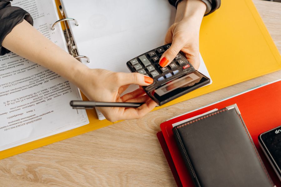 Investitionen im Gewerbe planen: Wann Ausgaben sinnvoll sind