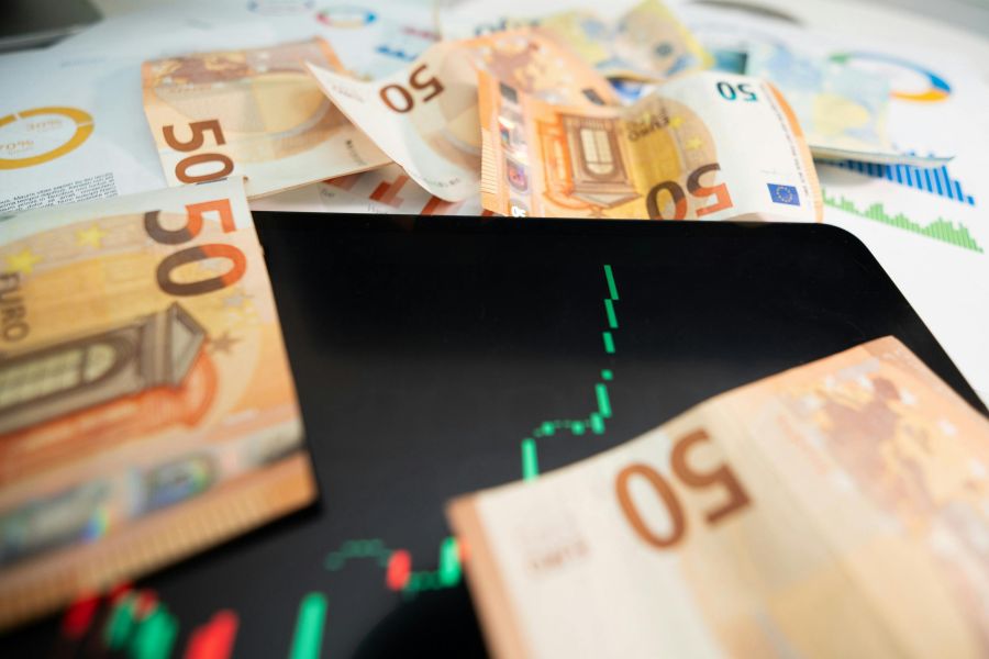 Firmenwagen finanzieren: Kaufen, leasen oder privat nutzen