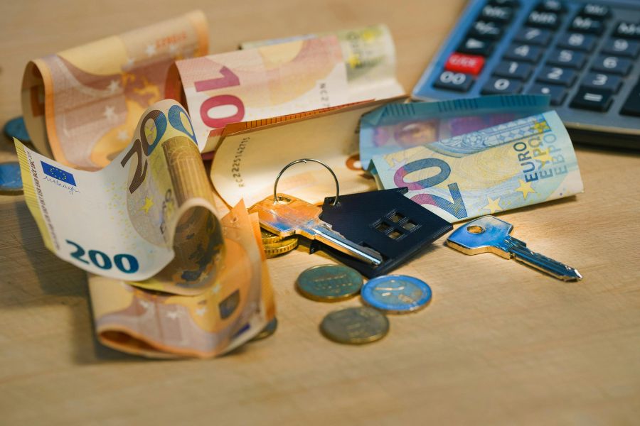 Rücklagen im Gewerbe bilden: Steuern, Kosten und schwächere Monate