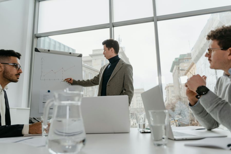 Sozialversicherung für Mitarbeiter: Was Arbeitgeber anmelden müssen